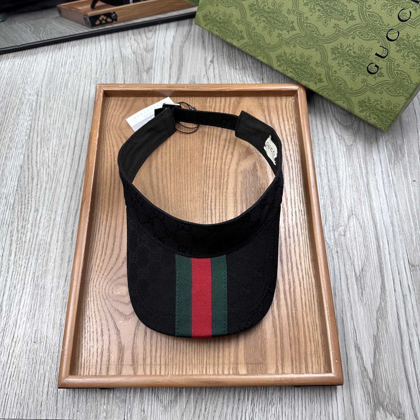 Gucci Original GG Canvas Visor With Web - FashionPlug