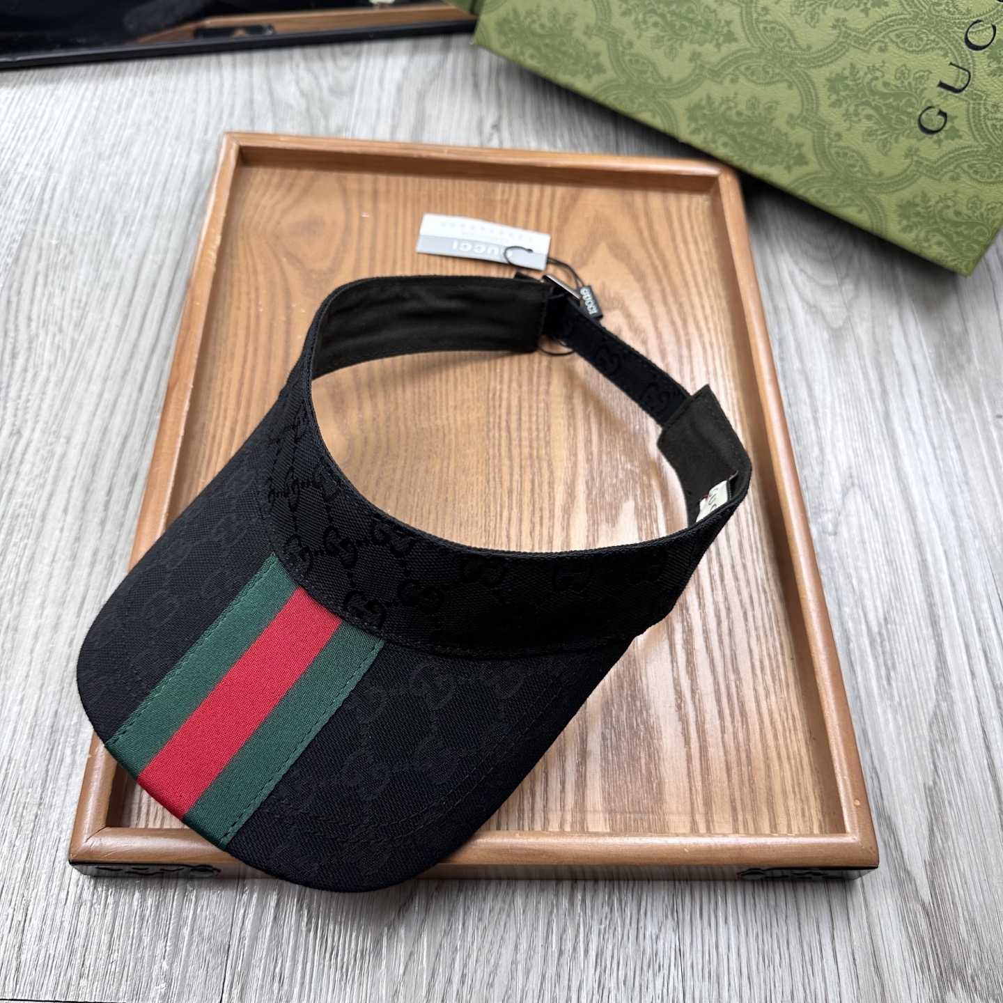 Gucci Original GG Canvas Visor With Web - FashionPlug