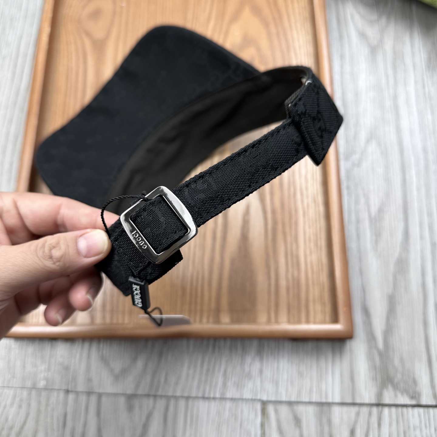 Gucci Original GG Canvas Visor With Web - FashionPlug