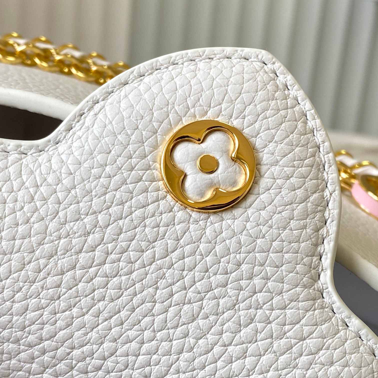 Louis Vuitton Capucines BB   M12279 - FashionPlug