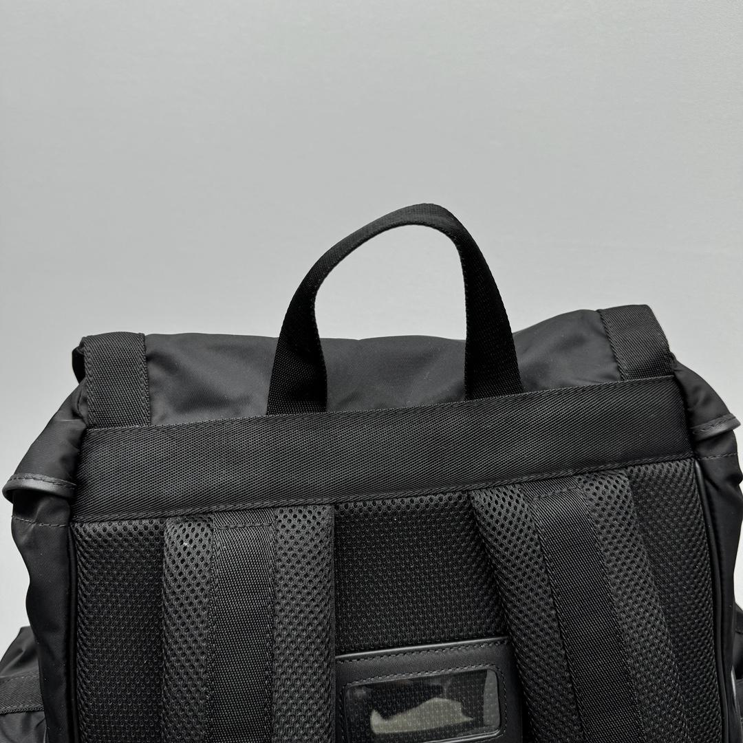 Maison Margiela Black High Tech XL Backpack - FashionPlug