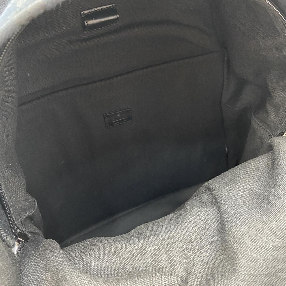 Gucci Medium GG Backpack With Web - FashionPlug
