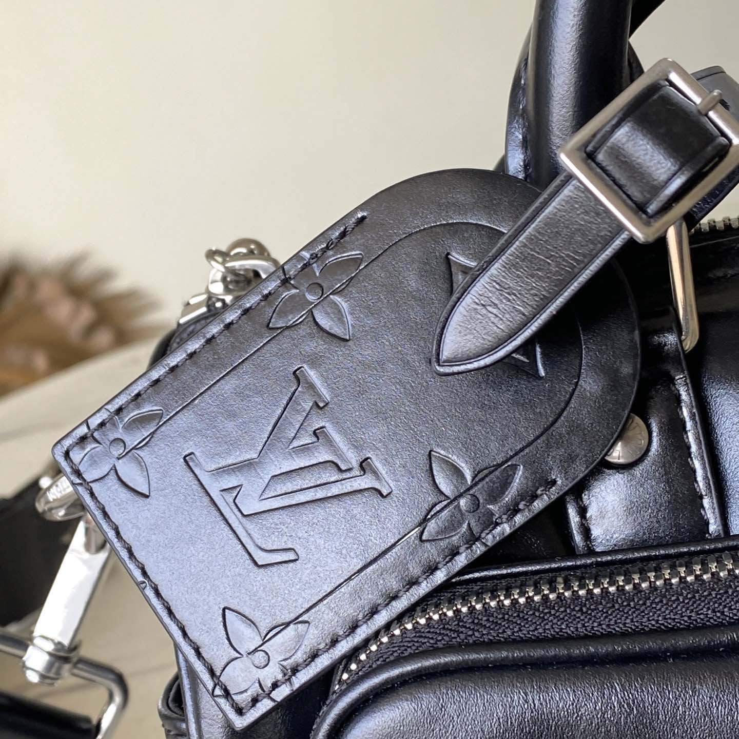 Louis Vuitton Keepall Cargo Bandoulière 25   M13988 - FashionPlug