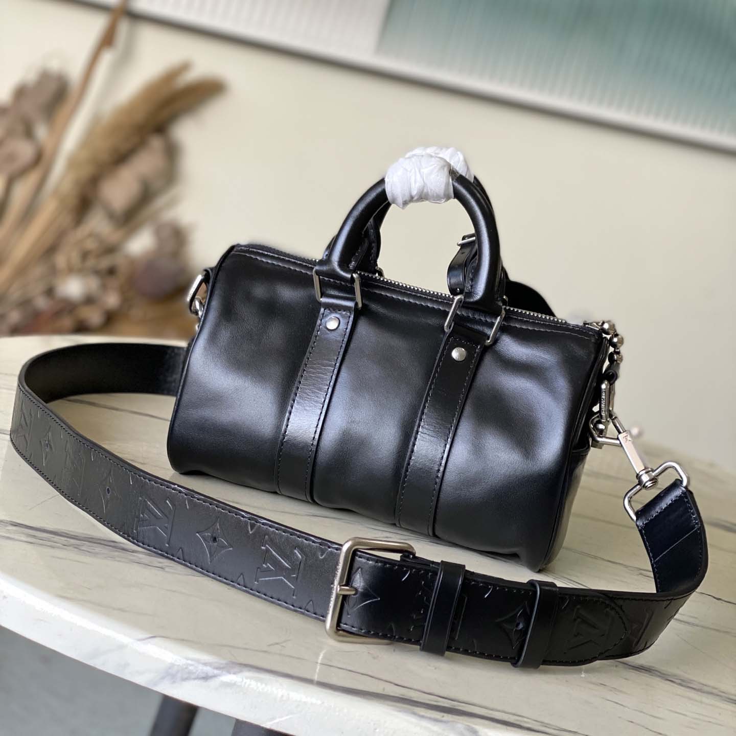 Louis Vuitton Keepall Cargo Bandoulière 25   M13988 - FashionPlug