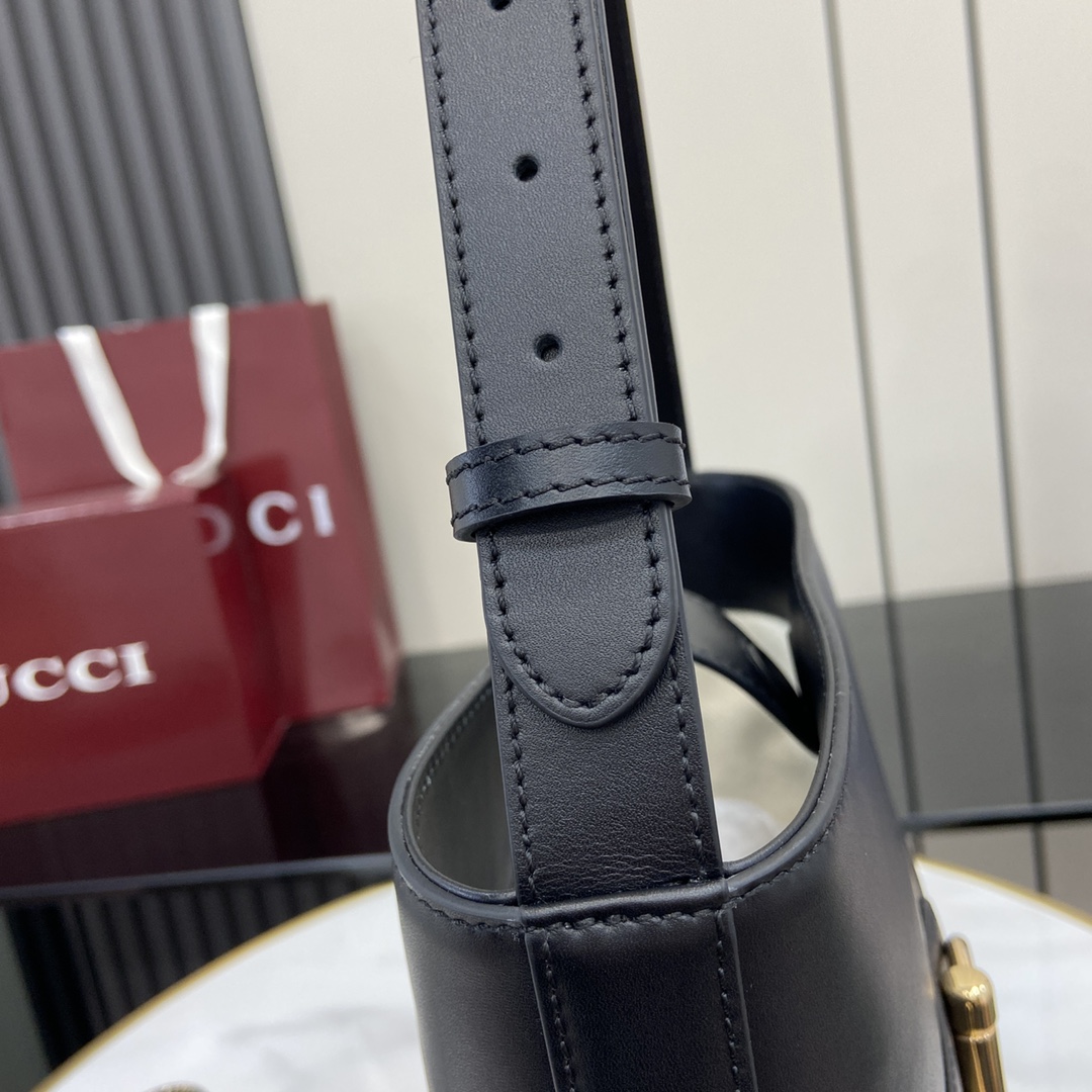 Gucci 73 Small Bucket Bag - FashionPlug