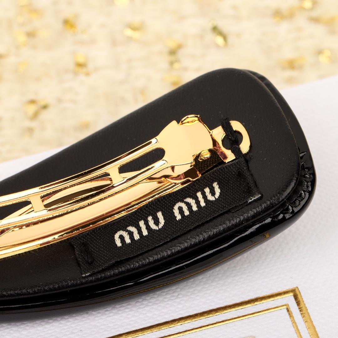 Miu Miu Patent-leather Hair Clip - FashionPlug