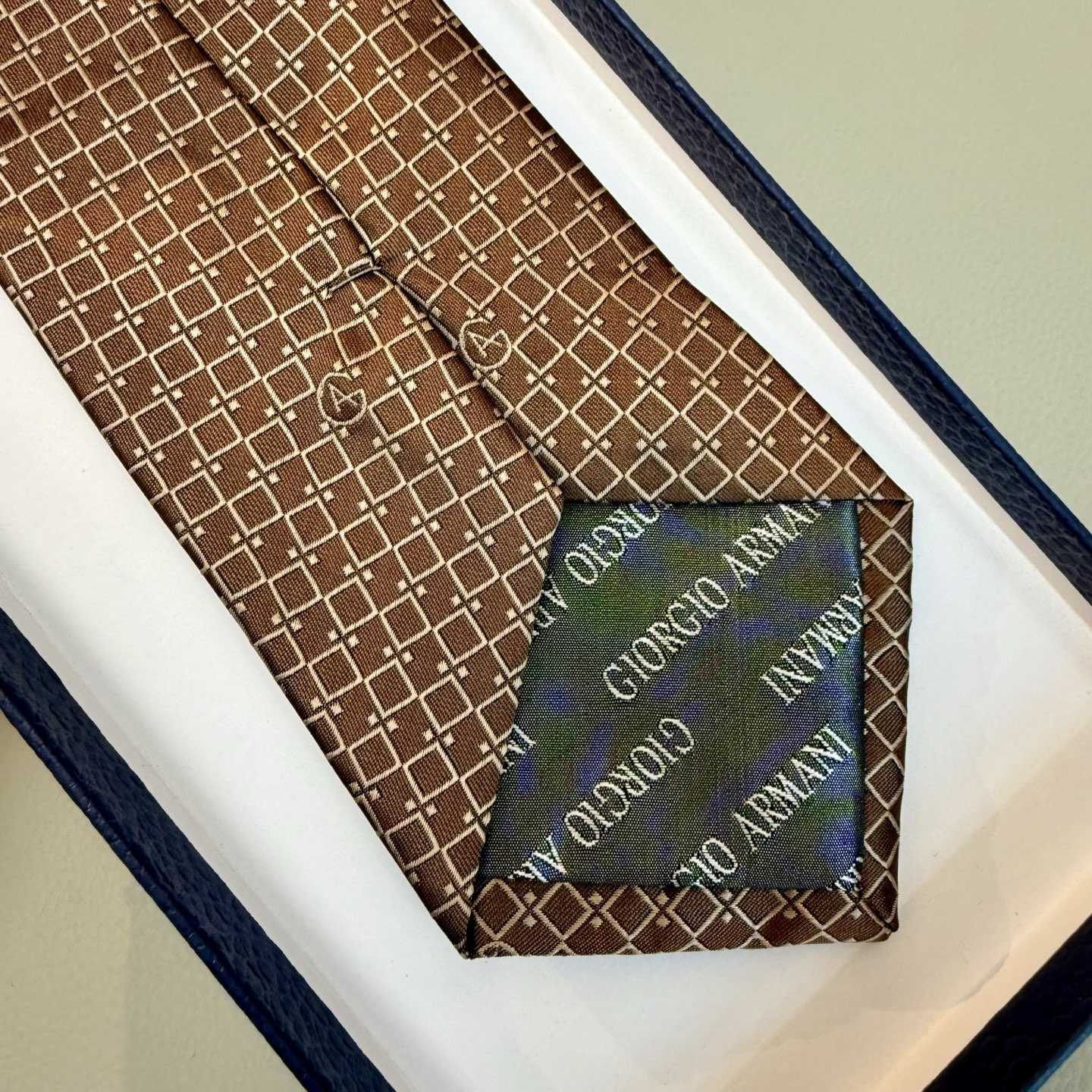 Hermes Maillons Vagues Tie - FashionPlug