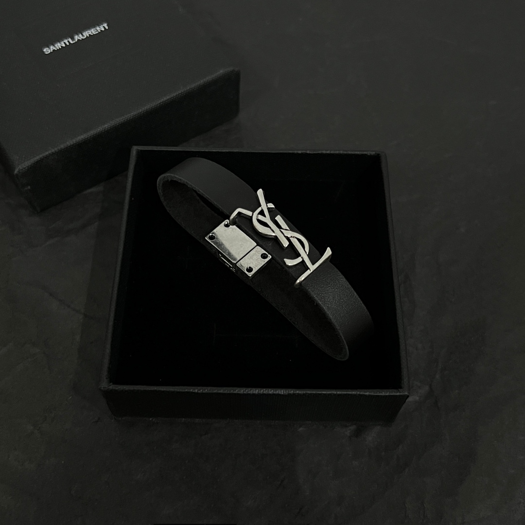 Saint Laurent Bracelet - FashionPlug