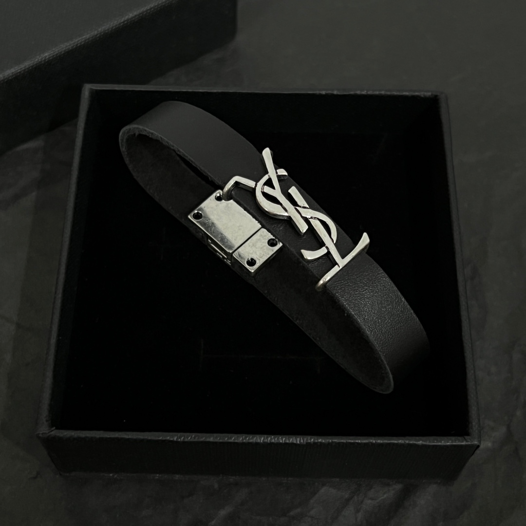 Saint Laurent Bracelet - FashionPlug