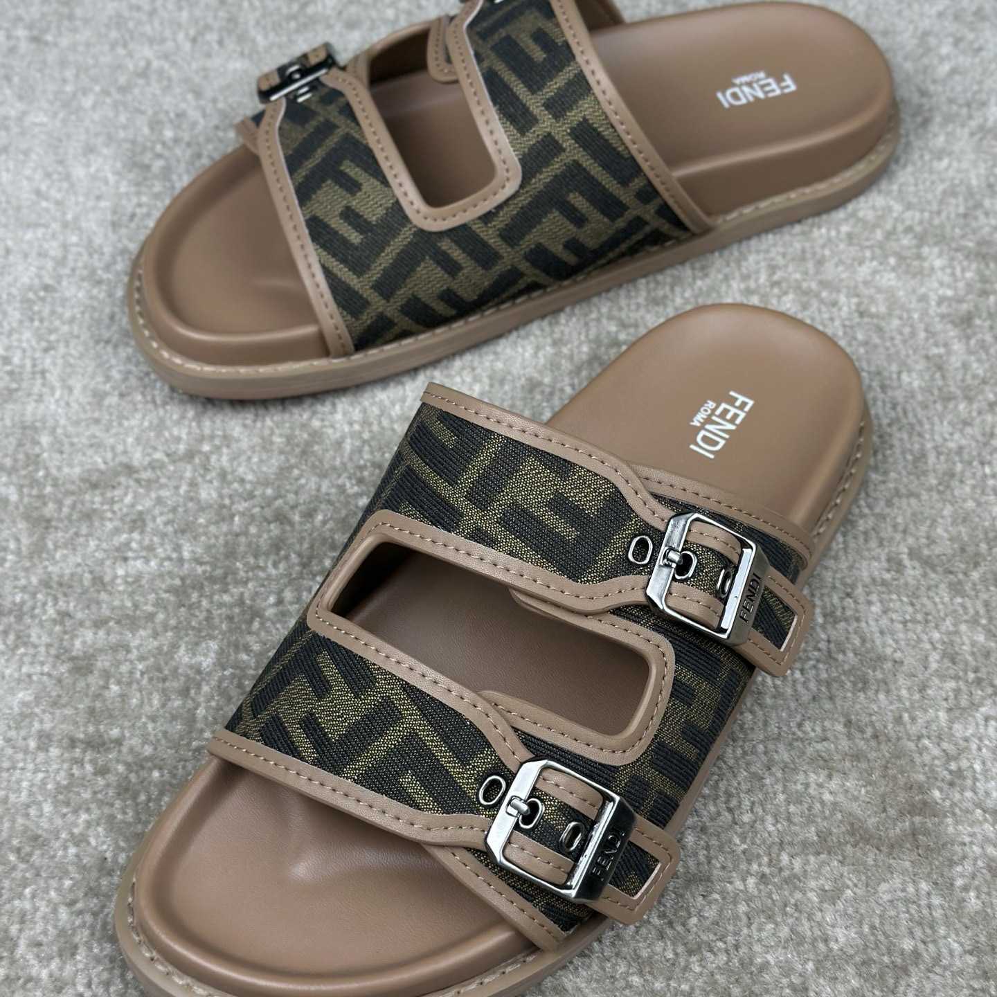 Fendi Feel Sandals  - FashionPlug