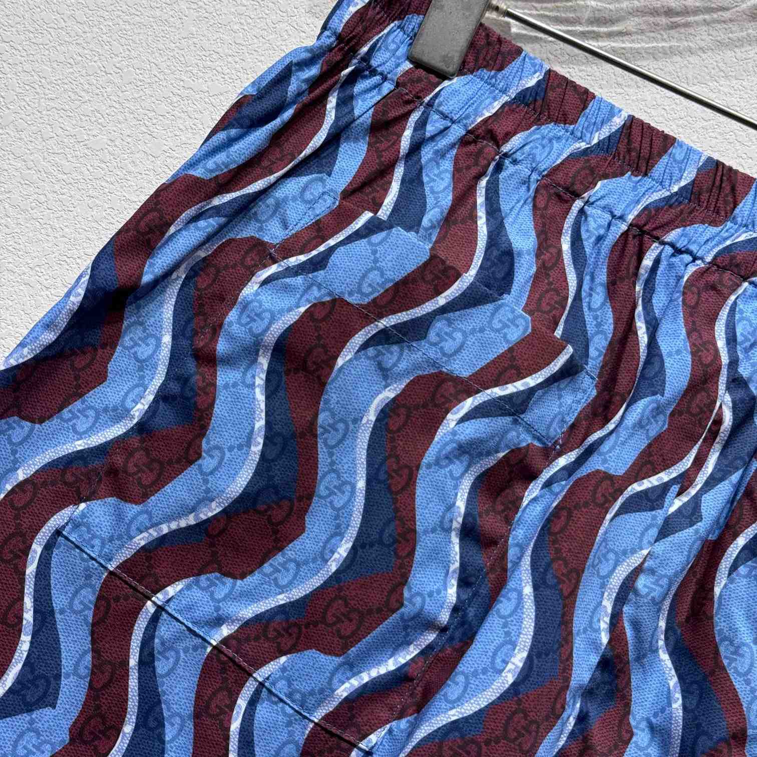 Gucci Printed Cotton Poplin Shorts - FashionPlug