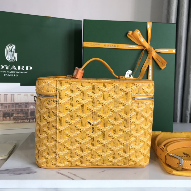 Goyard Muse Vanity Case - FashionPlug