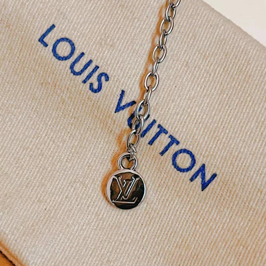 Louis Vuitton LV Spike Bracelet    M1520 - FashionPlug