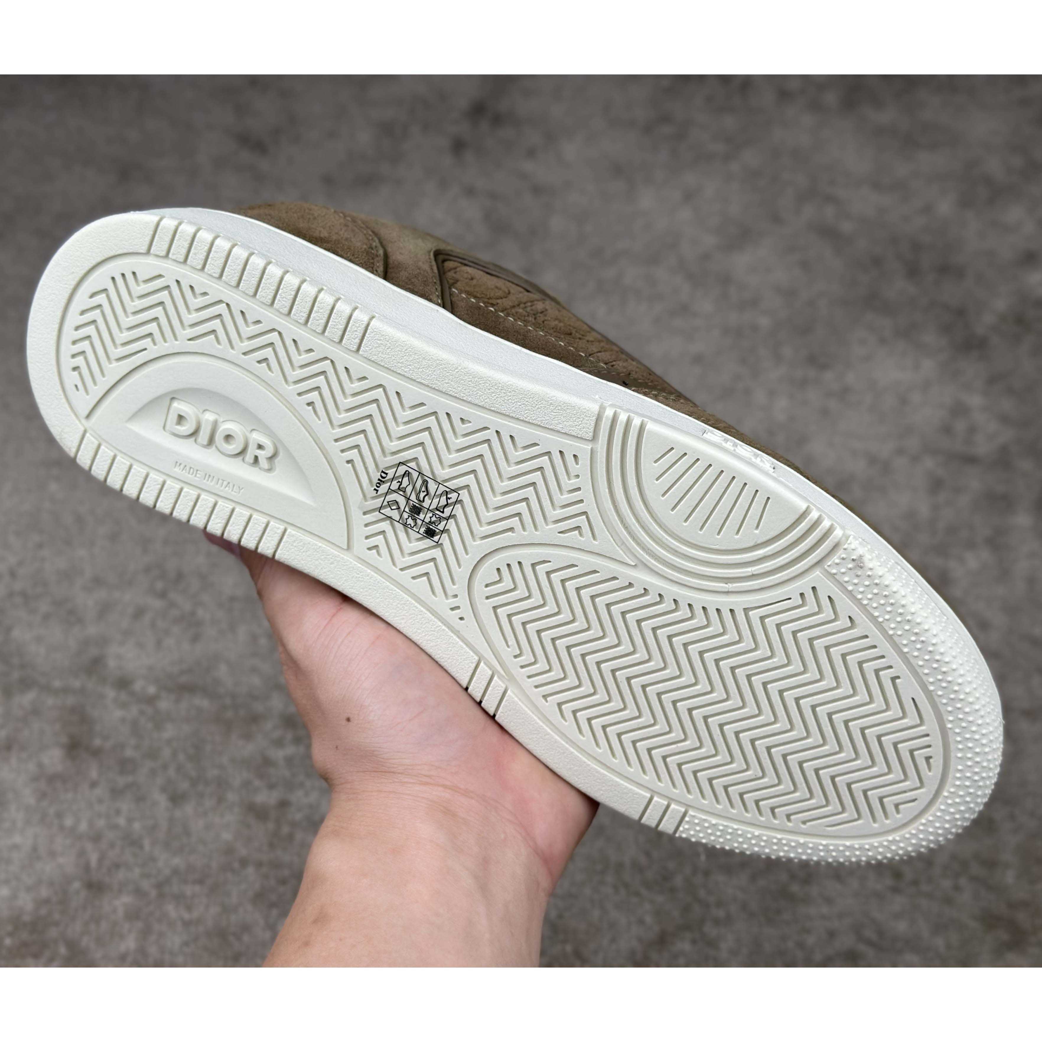 Dior B27 Low-Top Sneaker  - FashionPlug