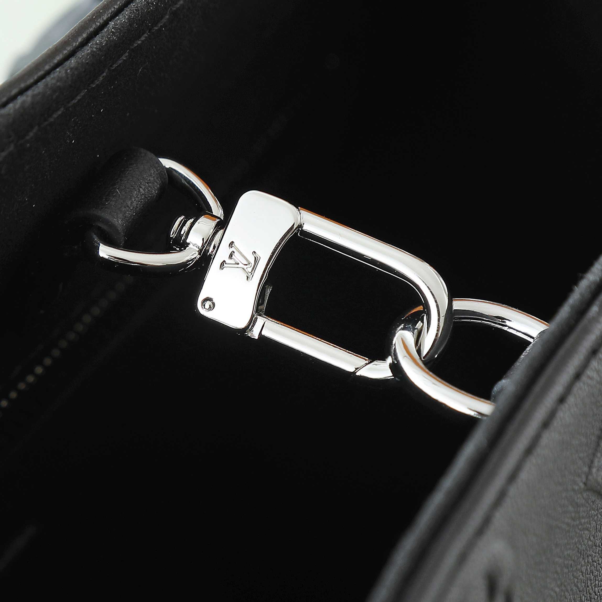 Louis Vuitton OnTheGo PM   M14576 - FashionPlug