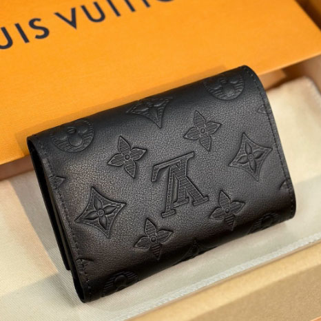 Louis Vuitton Victor Wallet   M12635 - FashionPlug