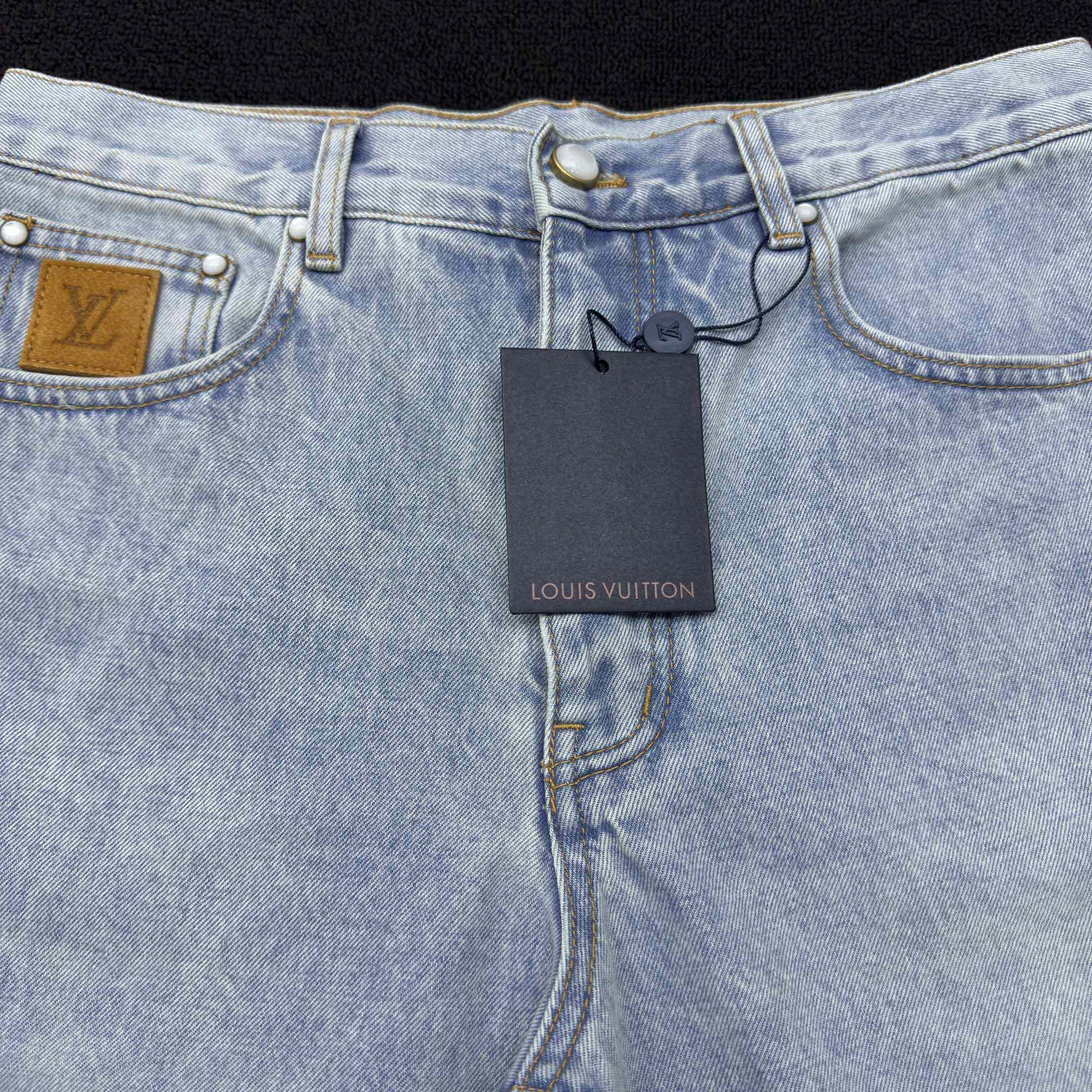 Louis Vuitton LV Denim Shorts    1AGTHT - FashionPlug