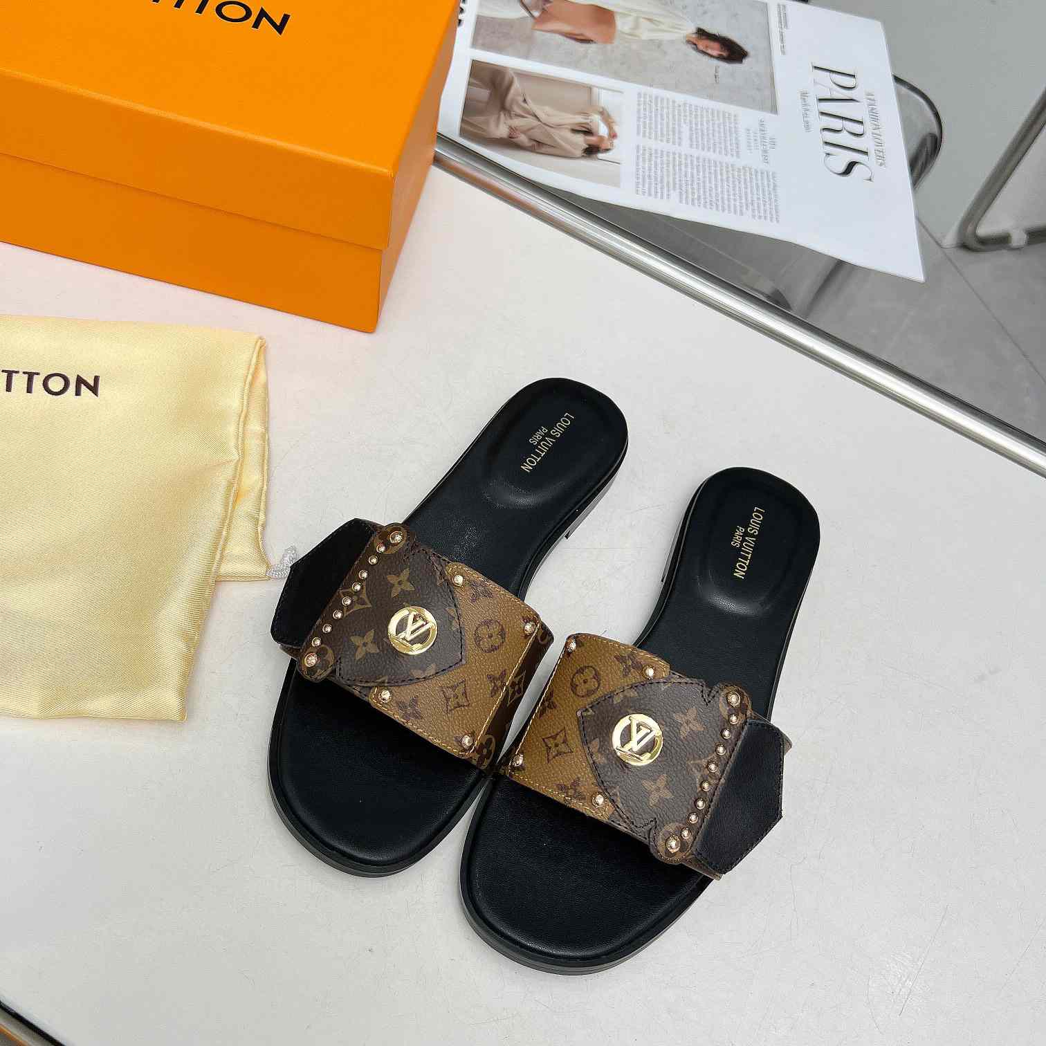 Louis Vuitton LV Frame Flat Mule   1ACXG7 - FashionPlug