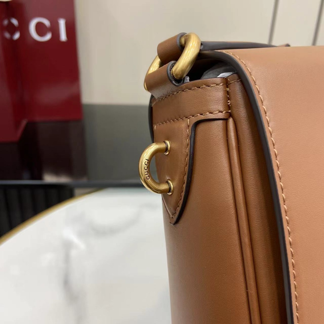 Gucci GG Emblem Medium Crossbody Bag - FashionPlug