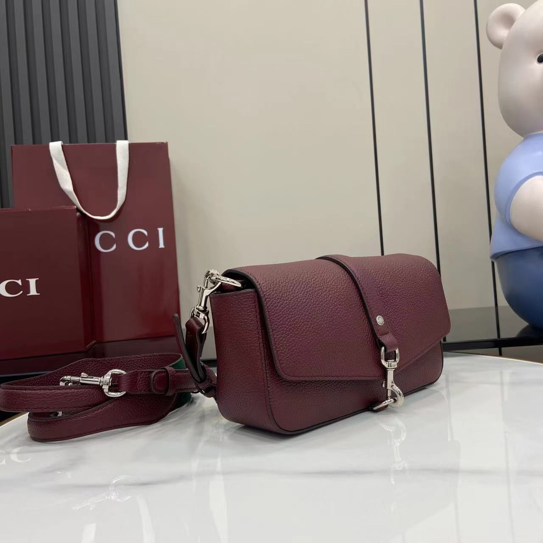 Gucci Small Crossbody Bag With Hook Closure - FashionPlug