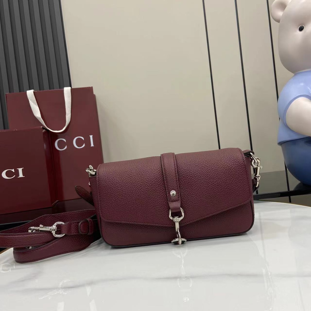 Gucci Small Crossbody Bag With Hook Closure - FashionPlug