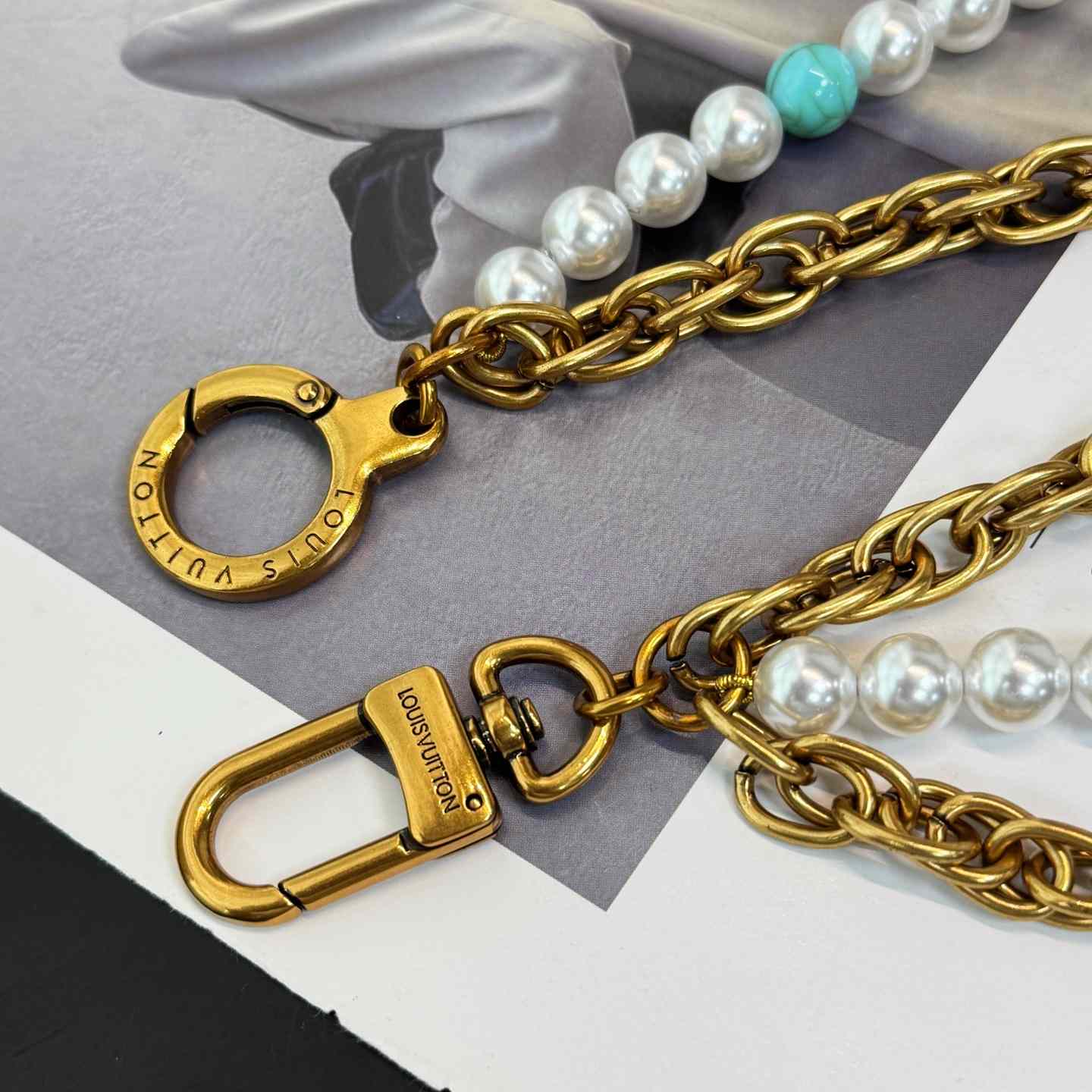 Louis Vuitton Pearls Chain Belt and Bag Charm   M02097 - FashionPlug