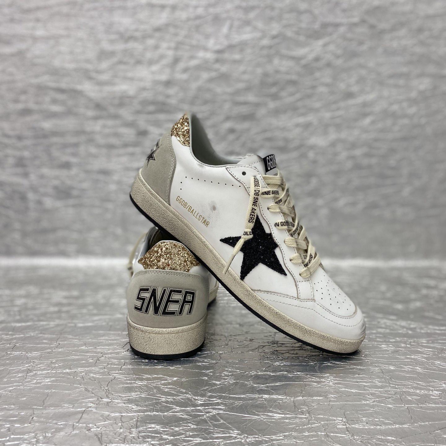 Golden Goose Sneakers - FashionPlug