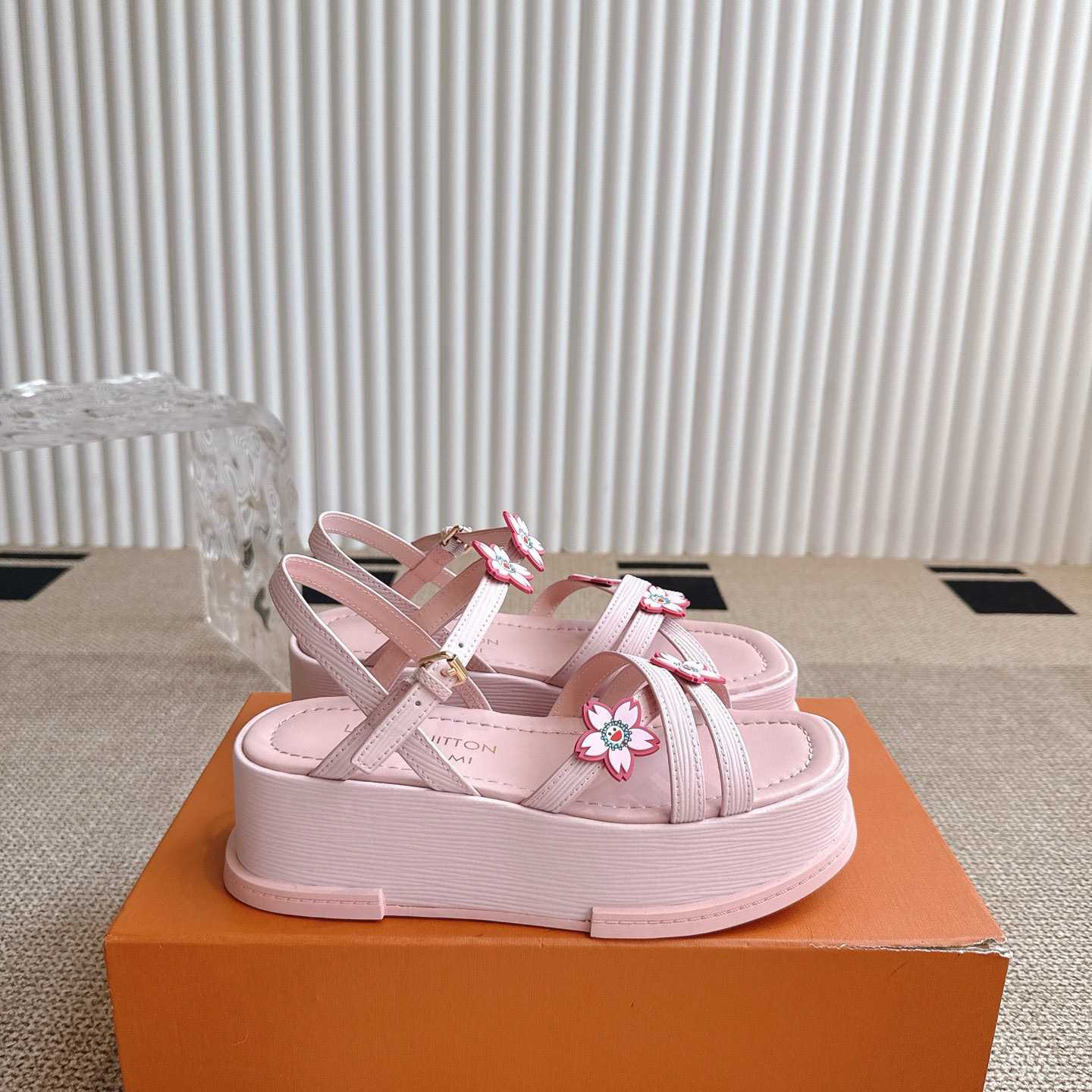 Louis Vuitton LV x TM Maya Platform Sandal  1AGWO2 - FashionPlug