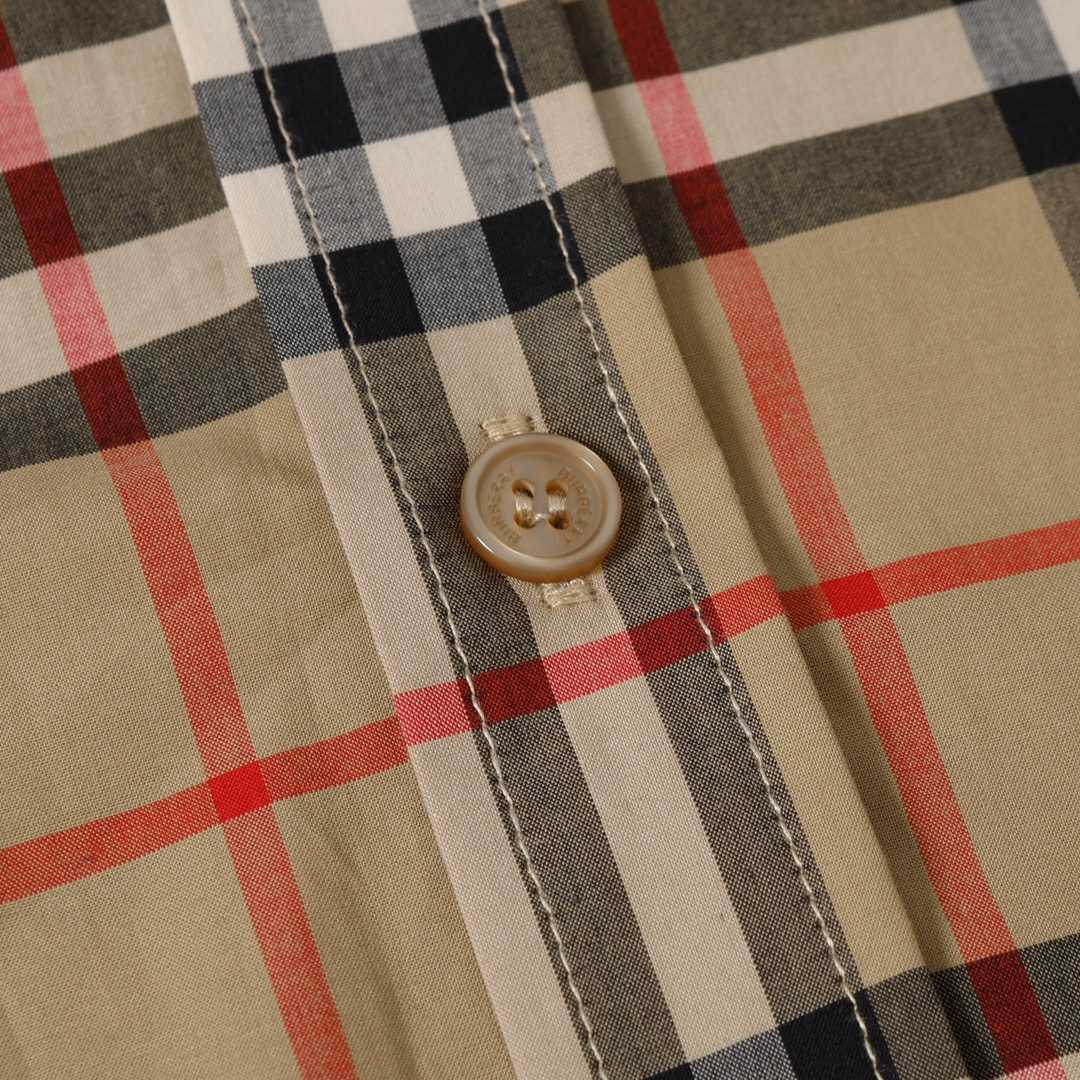 Burberry  Check Stretch Cotton Shirt - FashionPlug