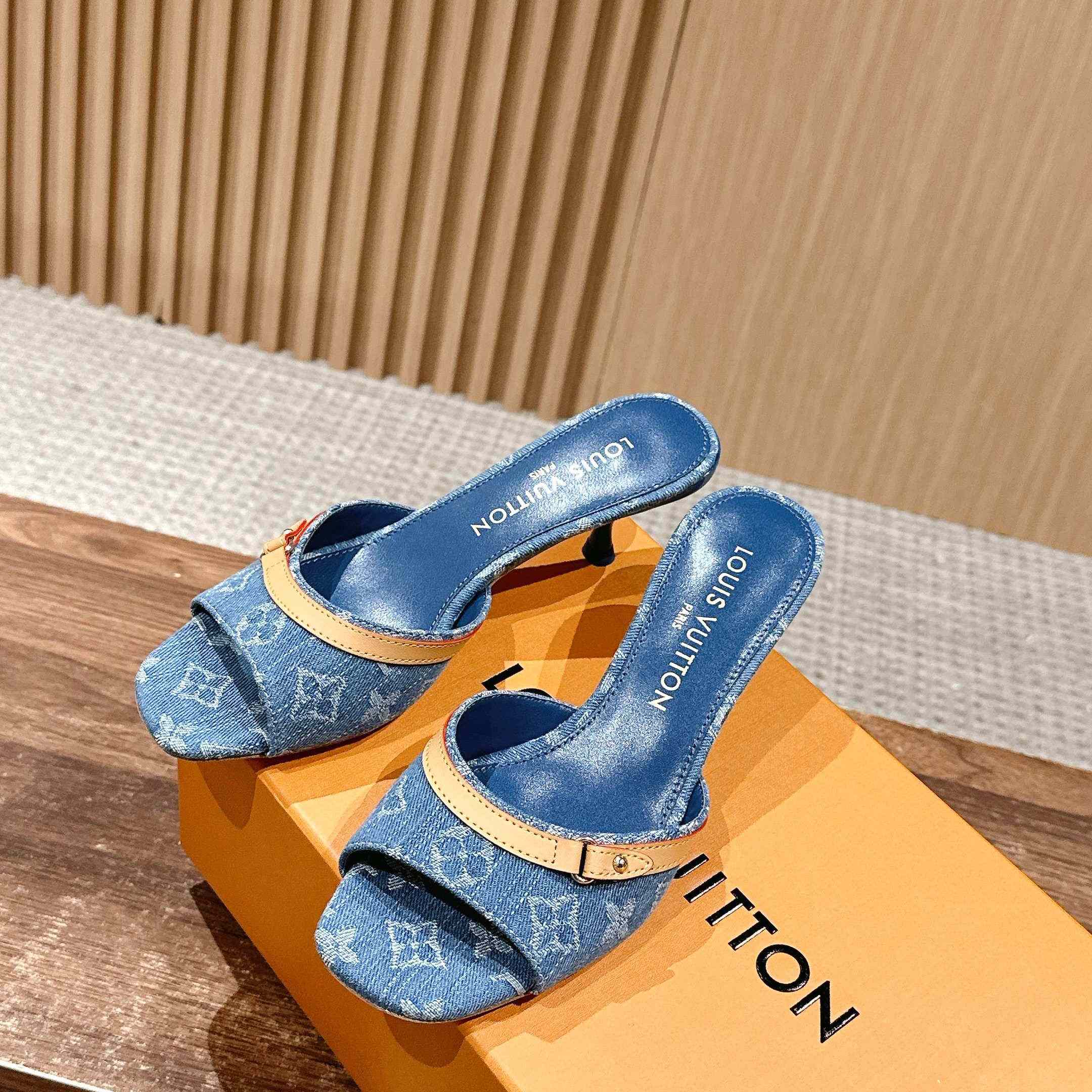 Louis Vuitton LV x TM 6AM Mule    - FashionPlug