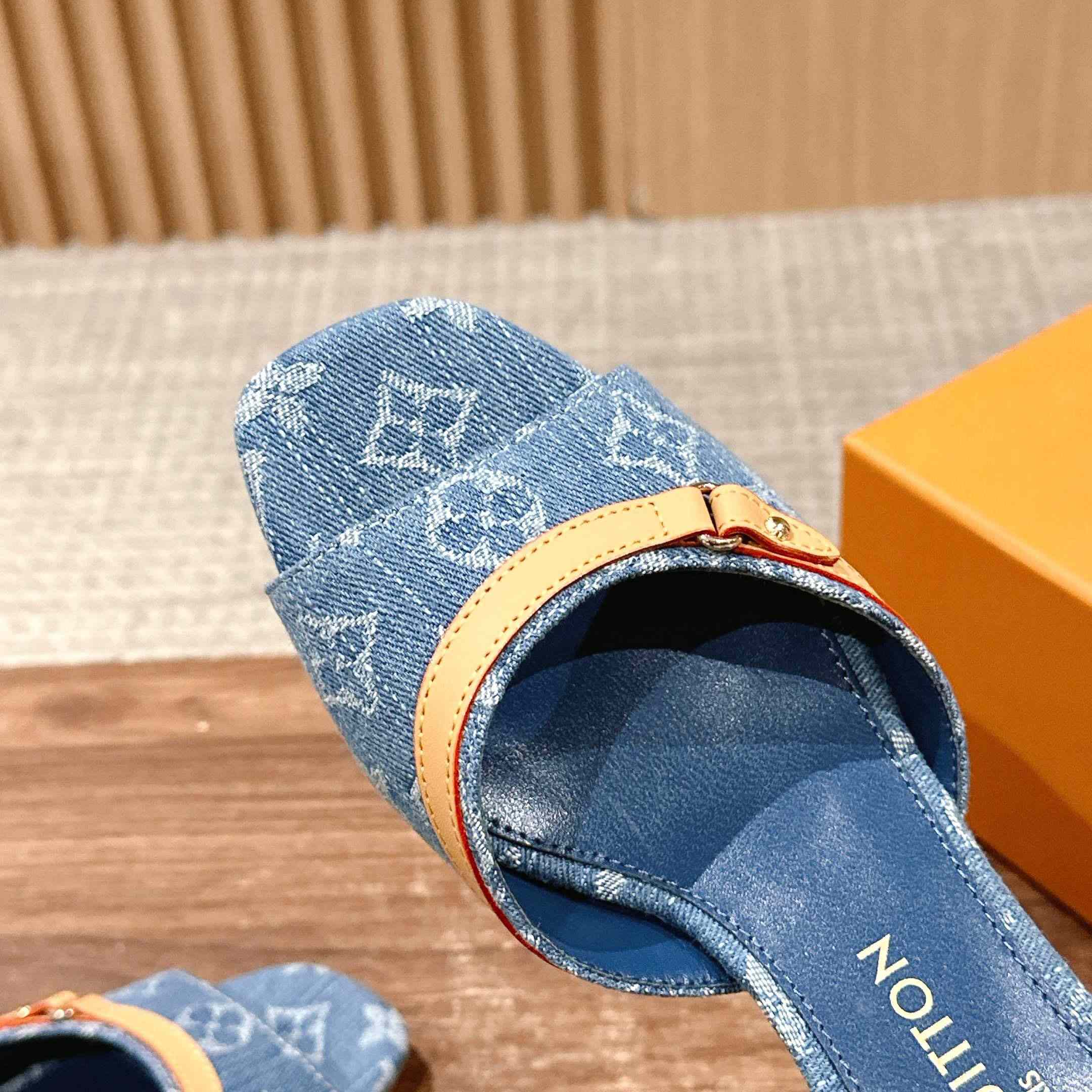 Louis Vuitton LV x TM 6AM Mule    - FashionPlug