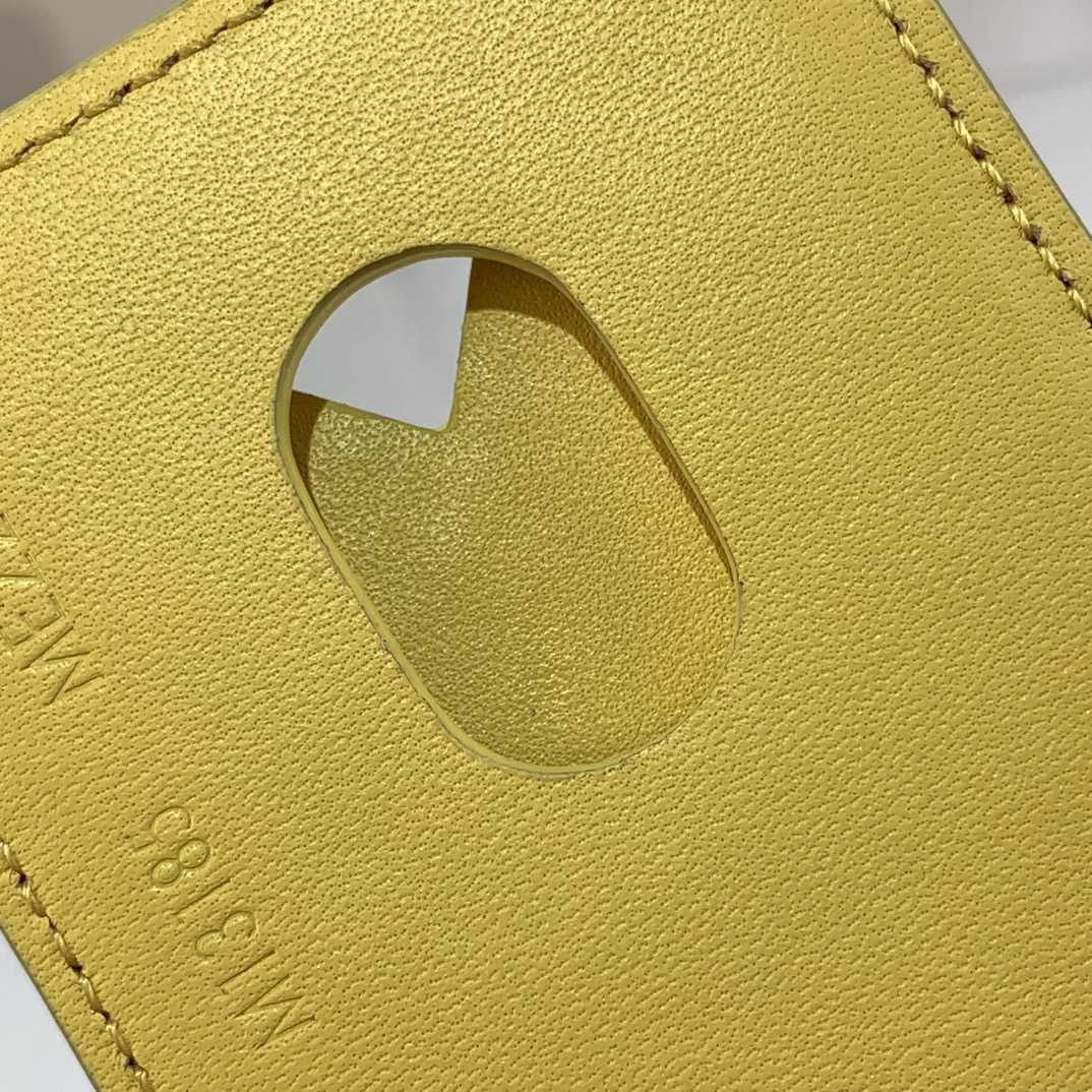 Louis Vuitton Porte-Cartes Magnet  M12853 - FashionPlug