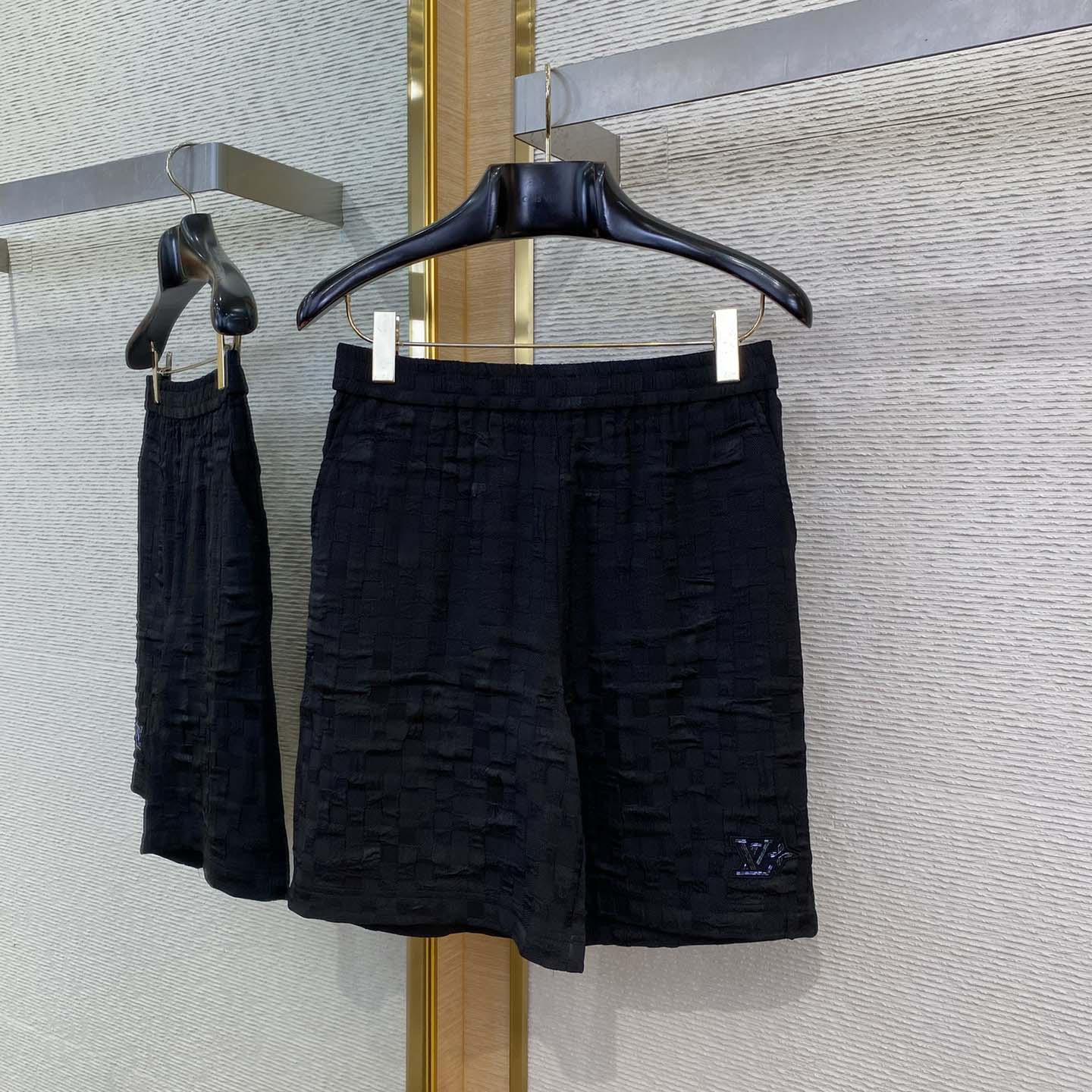 Louis Vuitton Graphic Jacquard Fluid Shorts  1AHCD5 - FashionPlug