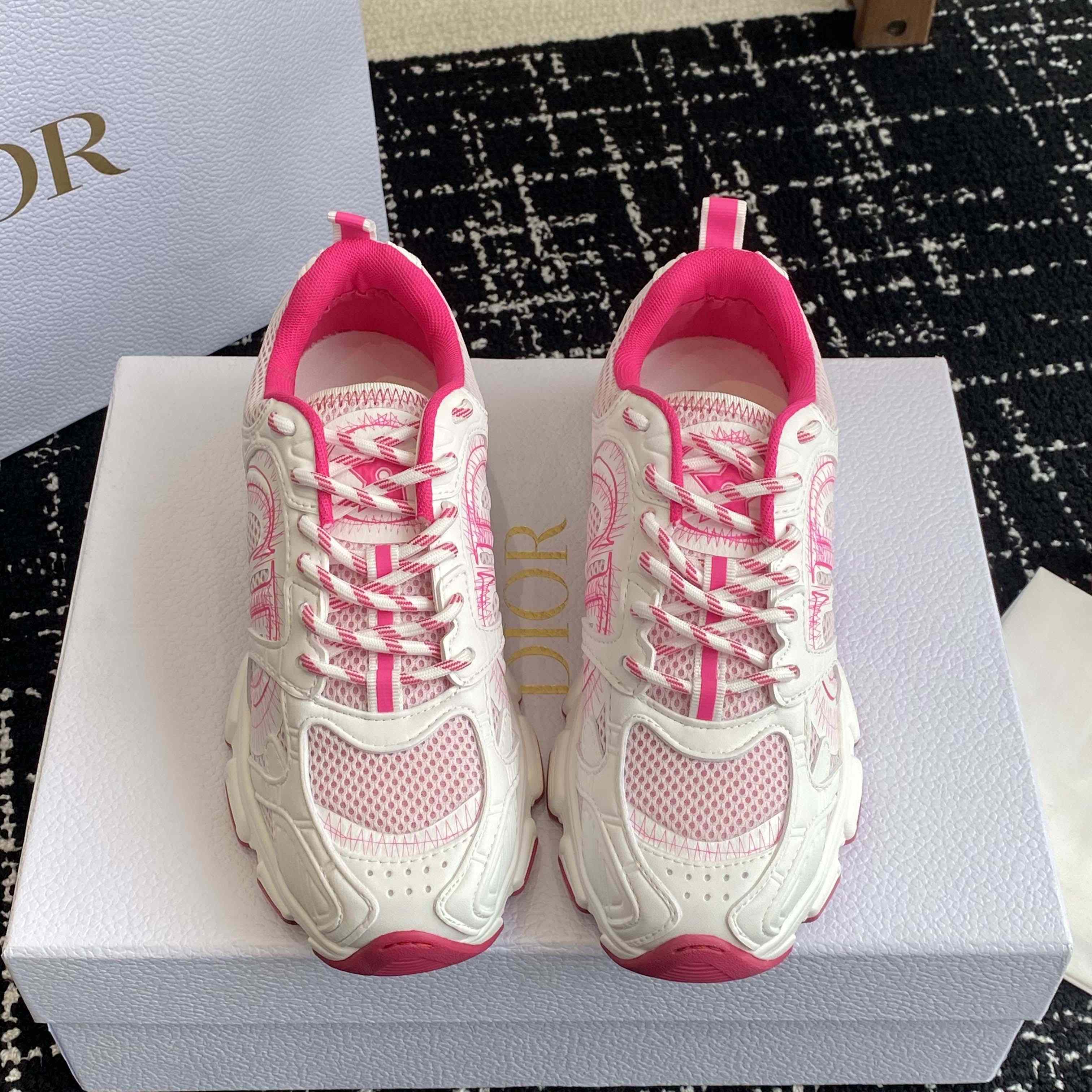 Miss Dior — Dior Chrono Sneaker  - FashionPlug
