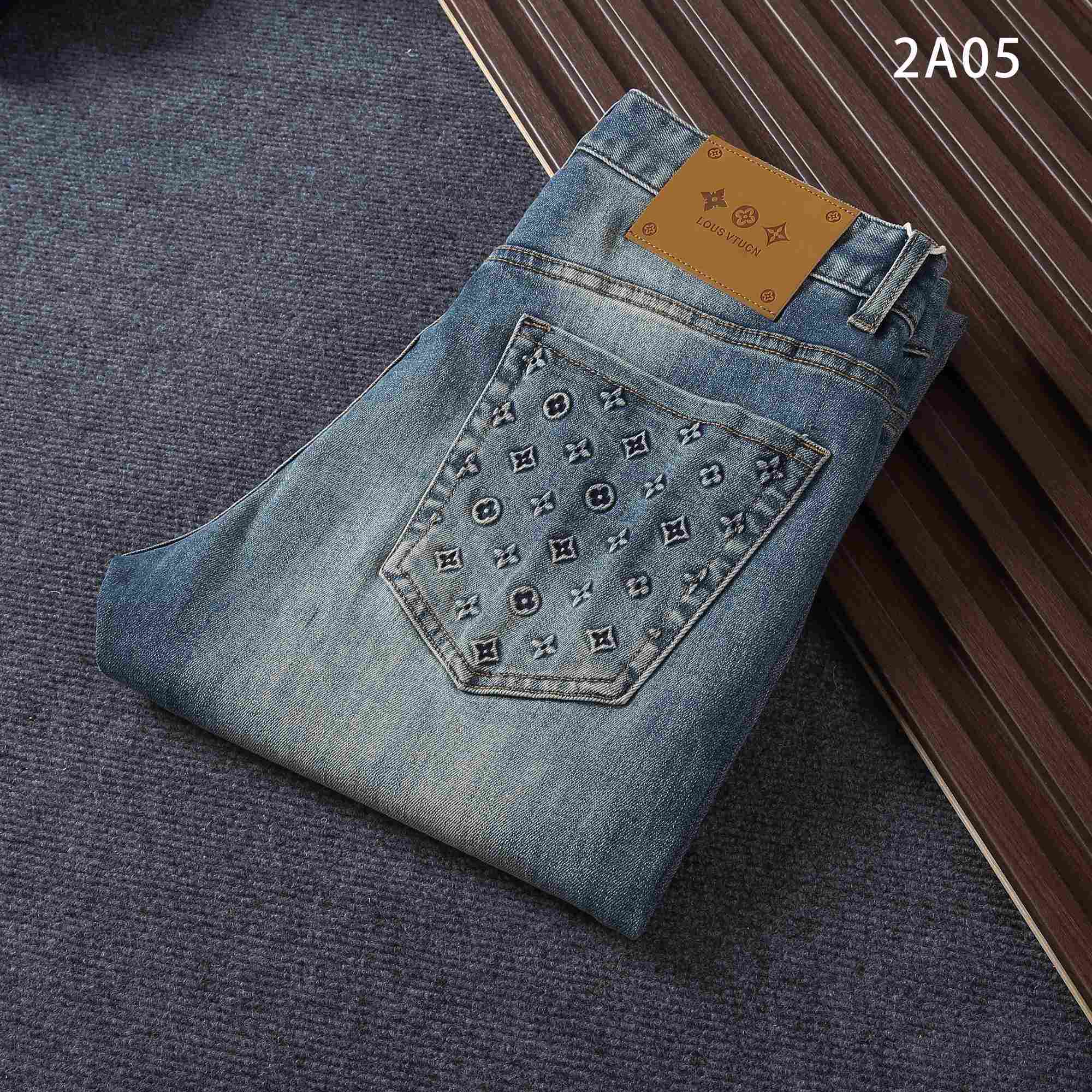 Louis Vuitton Jeans - FashionPlug