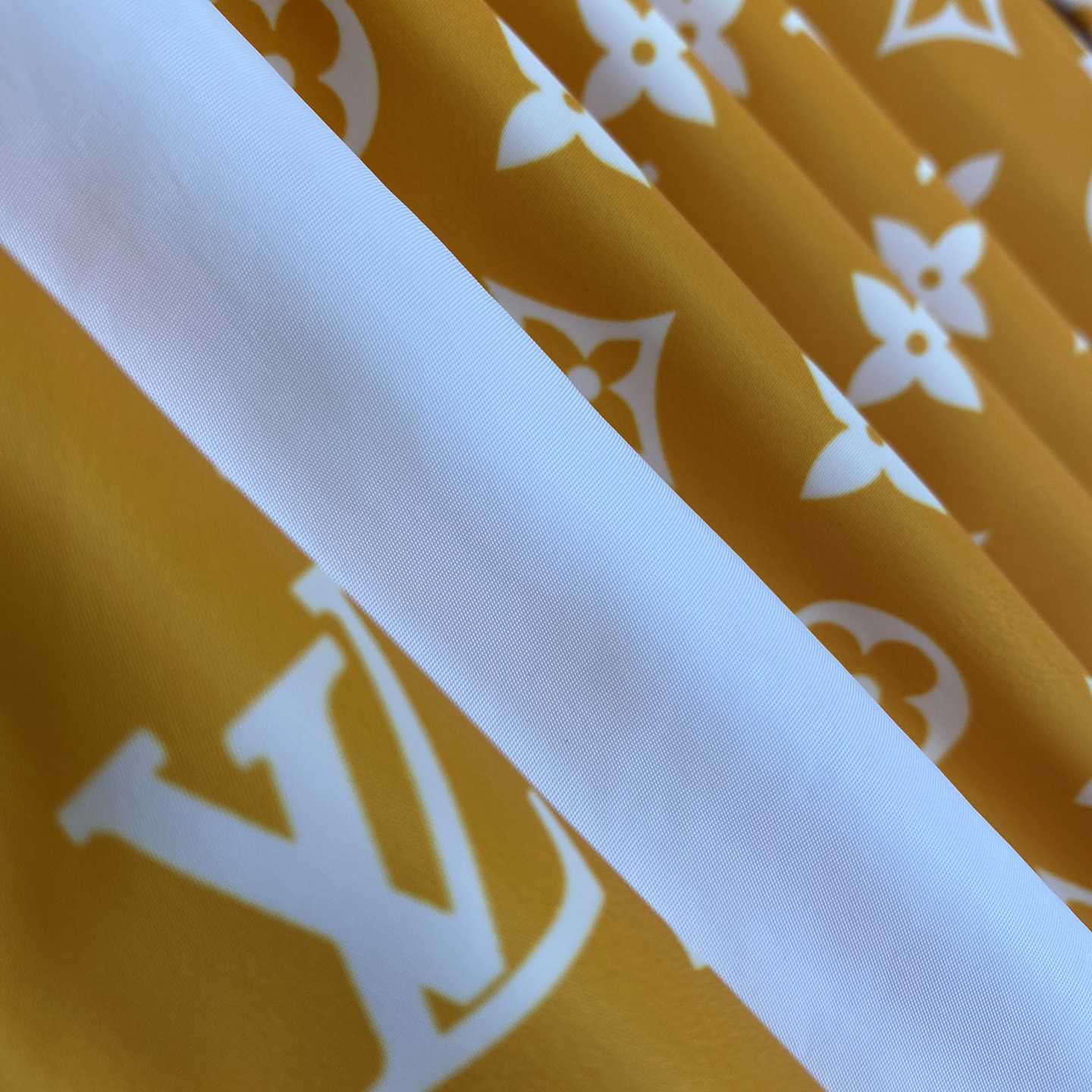 Louis Vuitton Monogram Printed Technical Track Pants   1AFWQM - FashionPlug