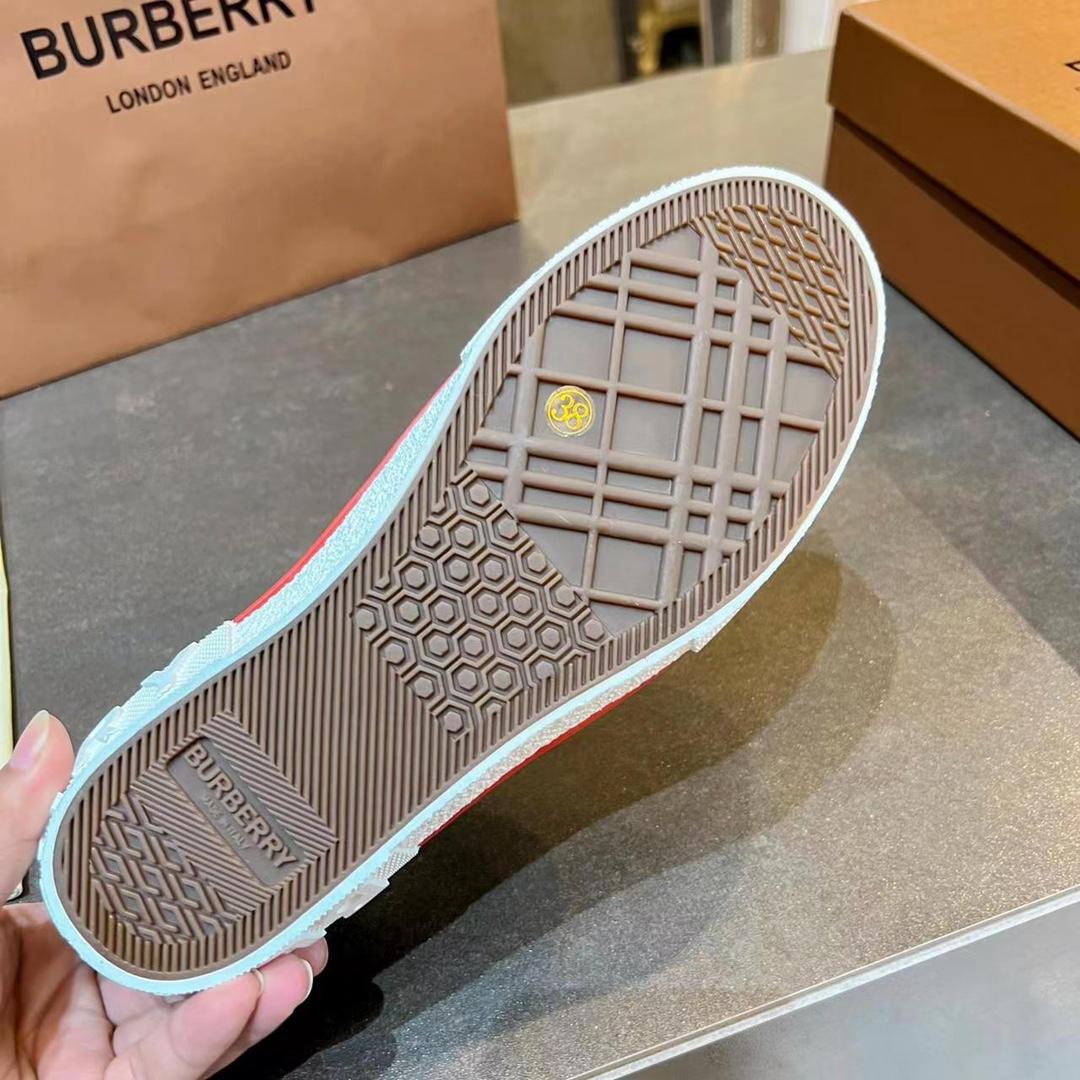 Burberry Slip On Sneakers - FashionPlug