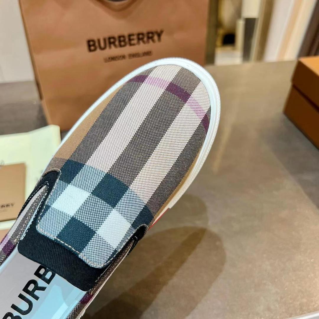Burberry Slip On Sneakers - FashionPlug