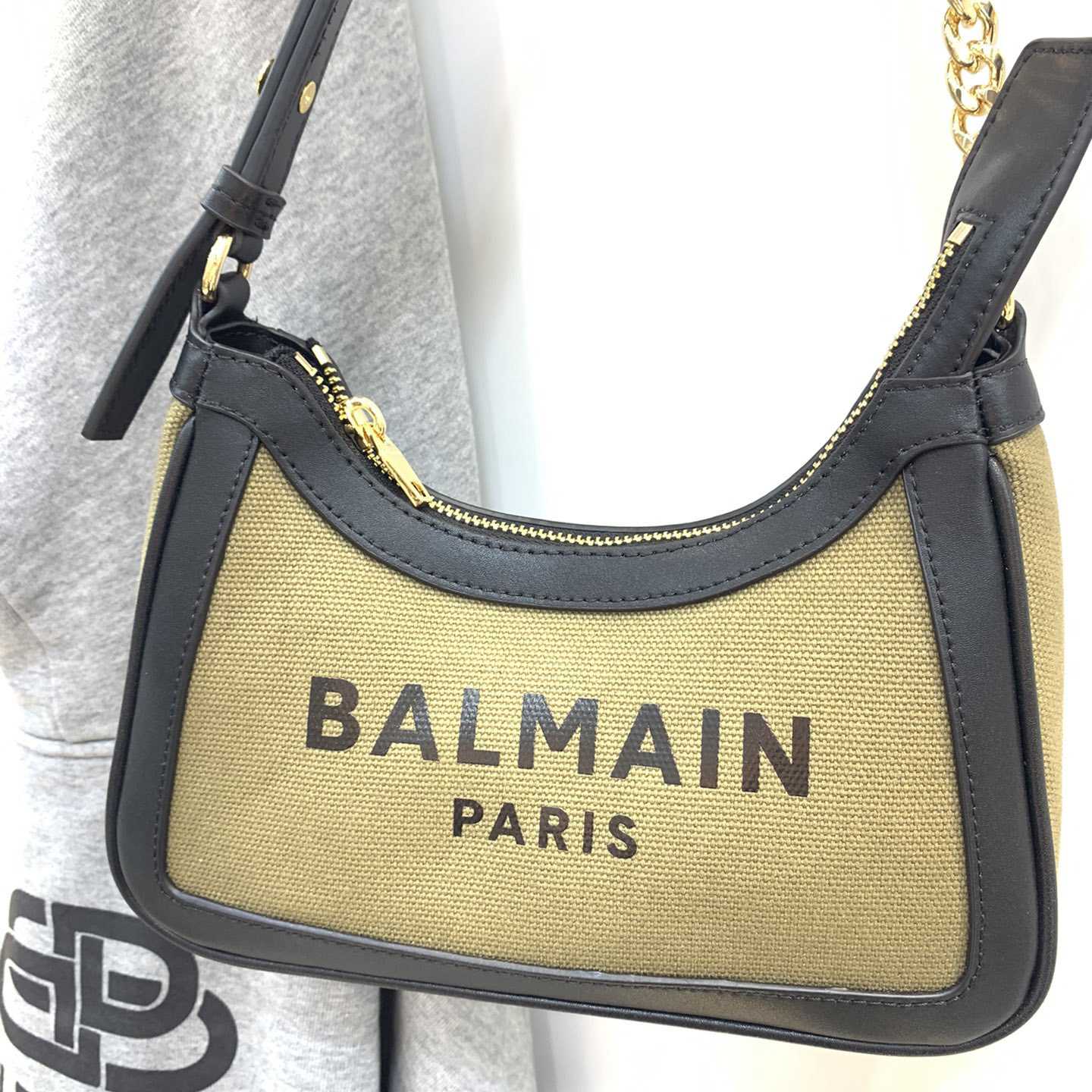 Balmain Small logo-print Shoulder Bag (23.5-16-7Cm) - FashionPlug