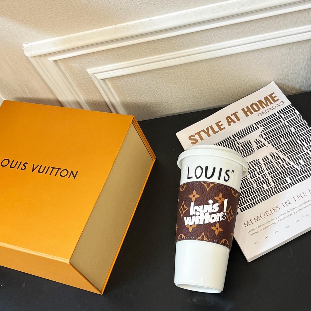 Louis Vuitton Cup Louis - FashionPlug
