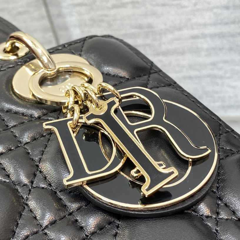 Dior Lady Dior Bag    20cm - FashionPlug
