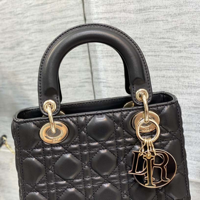 Dior Lady Dior Bag    20cm - FashionPlug