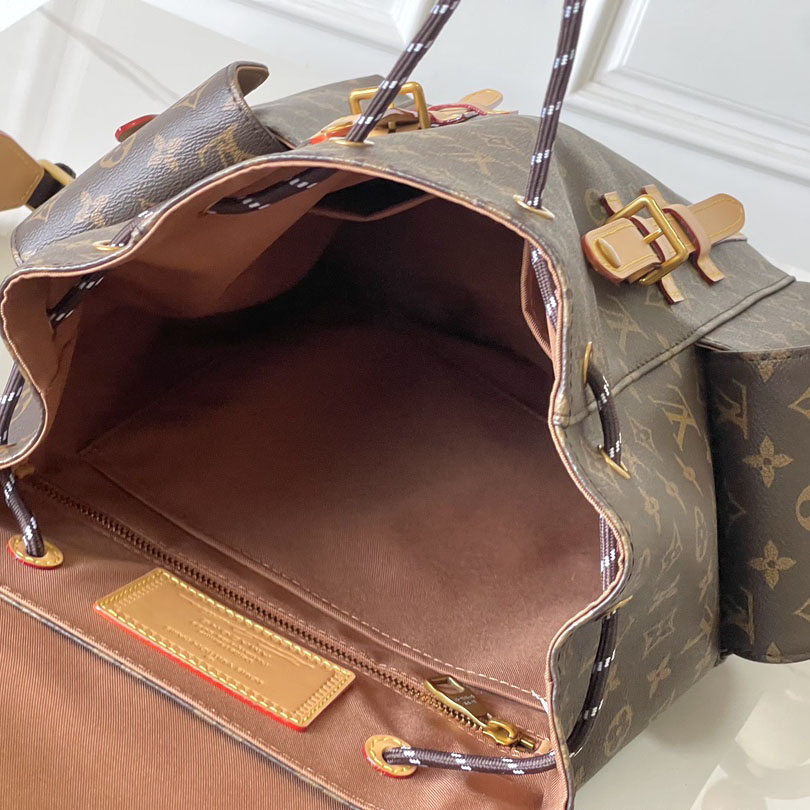 Louis Vuitton Christopher MM   M14038 - FashionPlug