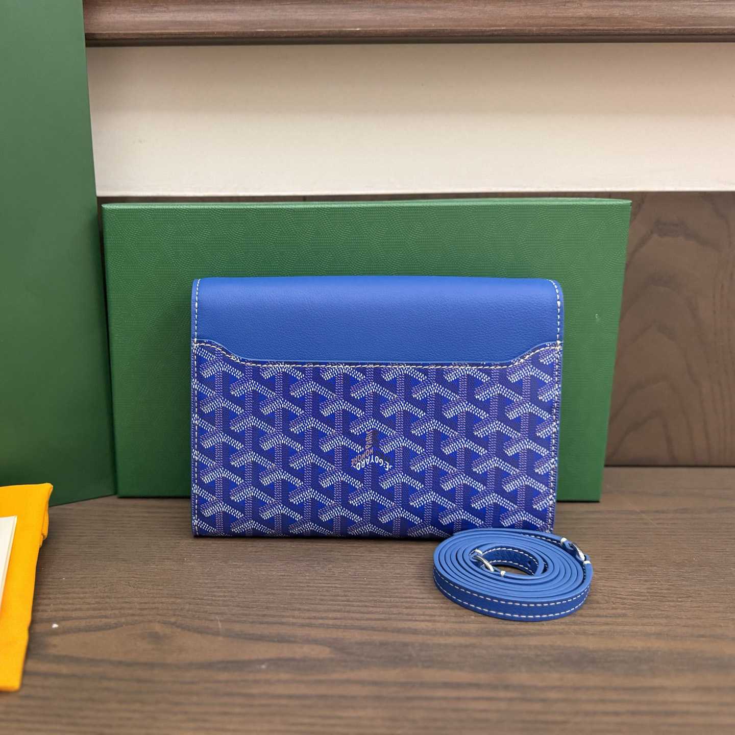 Goyard Chypre Wallet-Pouch - FashionPlug