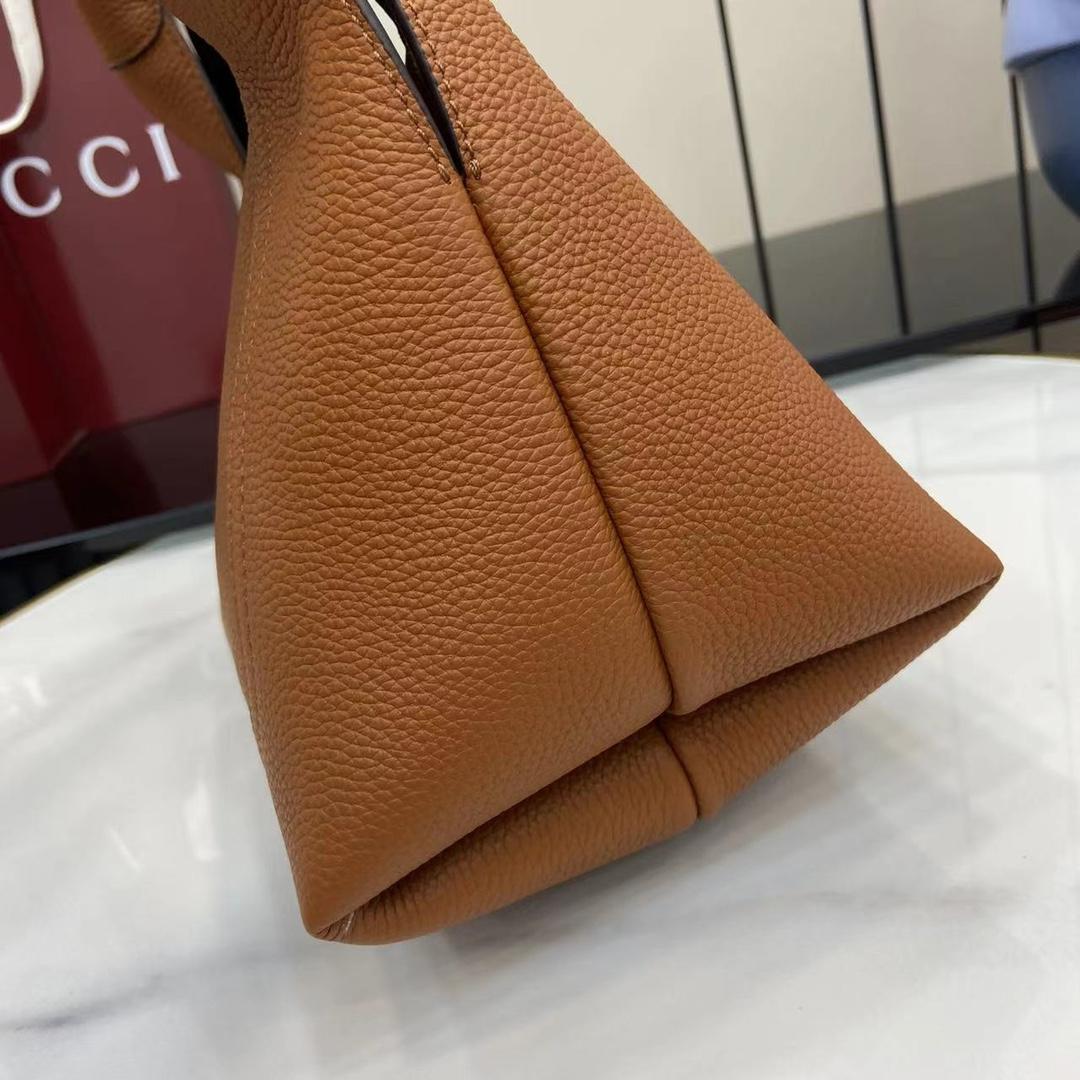 Gucci Softbit Medium Top Handle Bag - FashionPlug