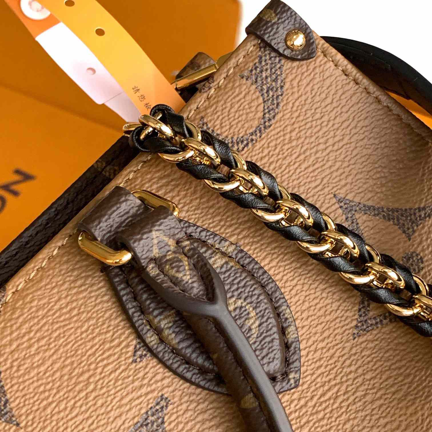 Louis Vuitton OnTheGo East West Chain  M14236 - FashionPlug