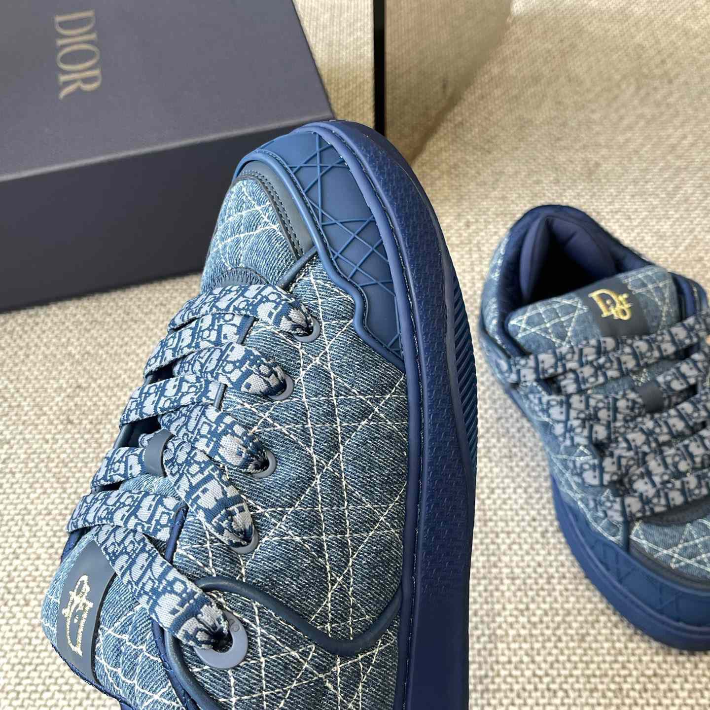 Dior B9S Skater Sneakers - FashionPlug