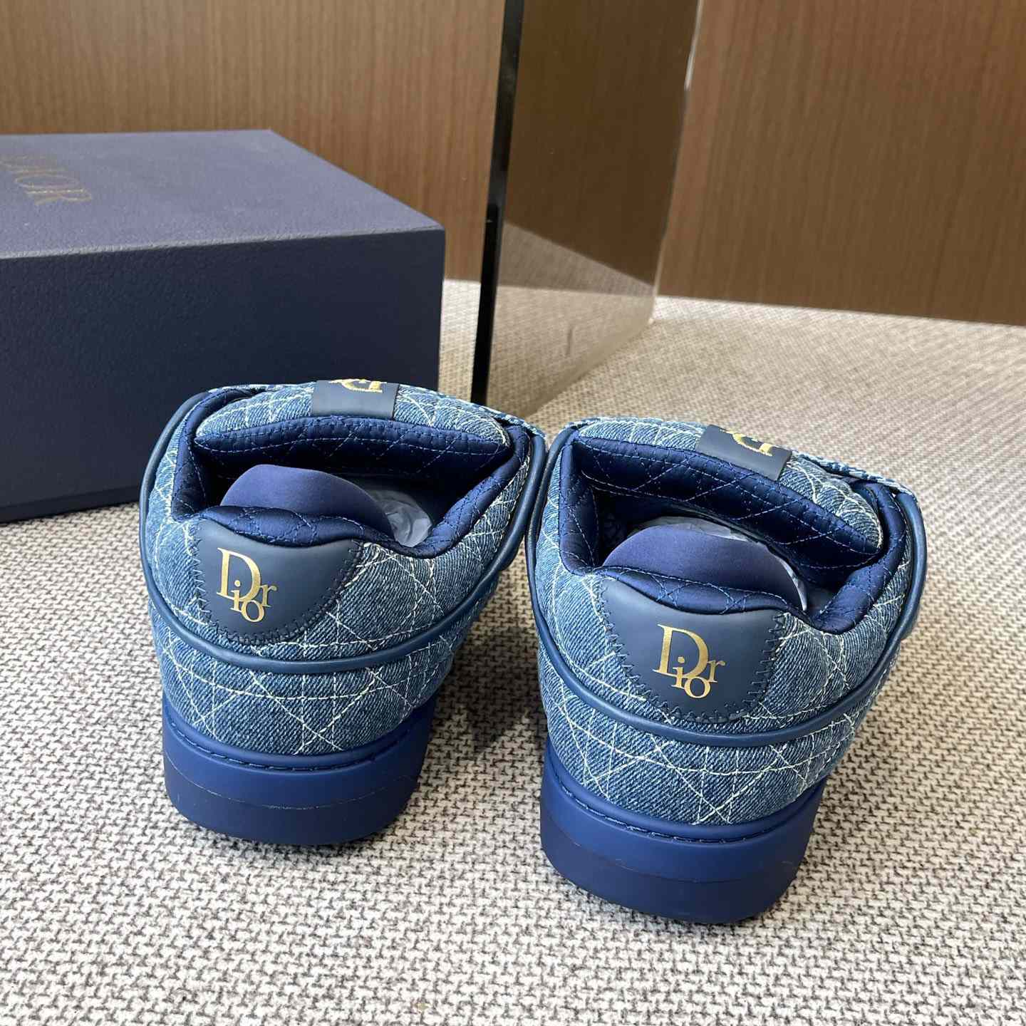 Dior B9S Skater Sneakers - FashionPlug