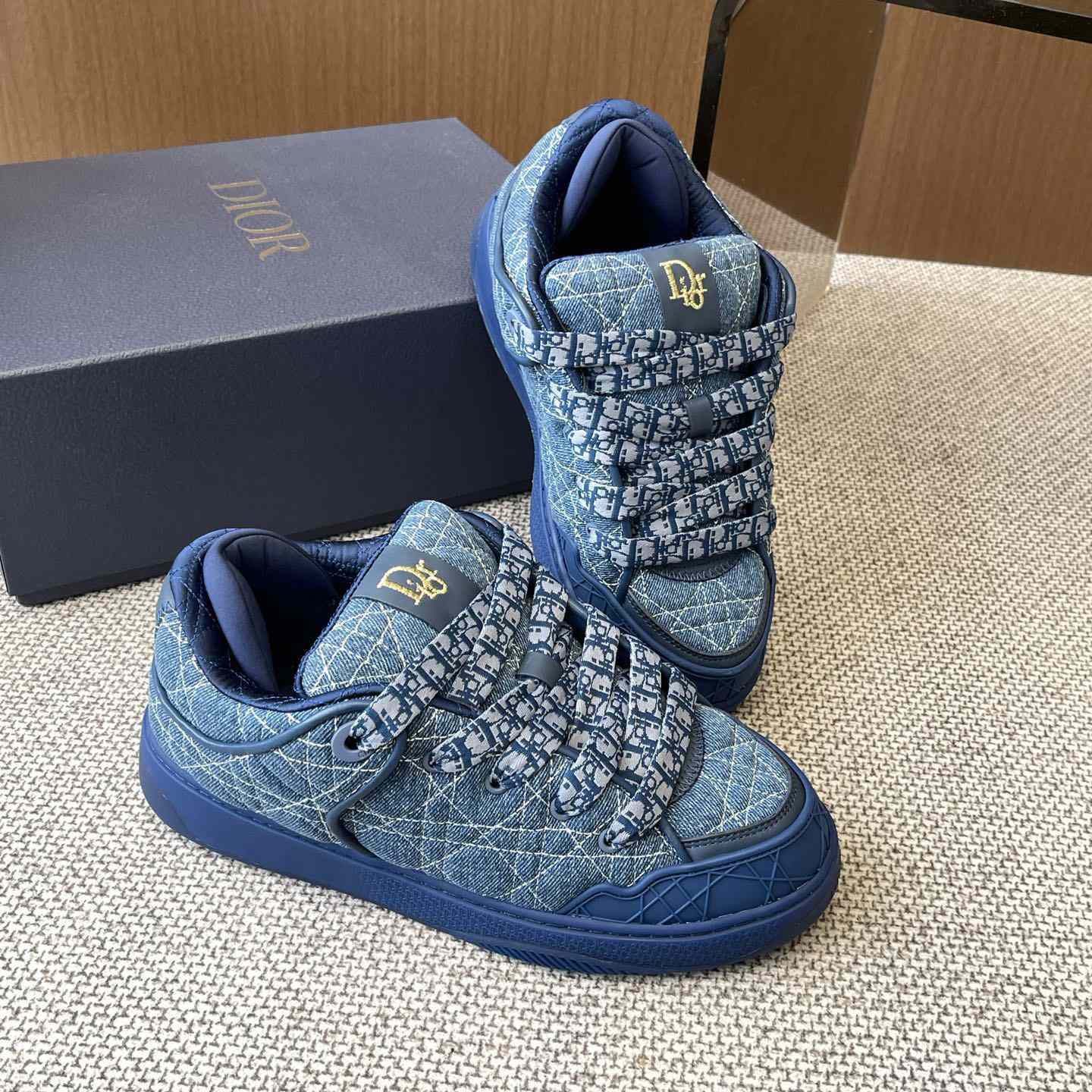 Dior B9S Skater Sneakers - FashionPlug