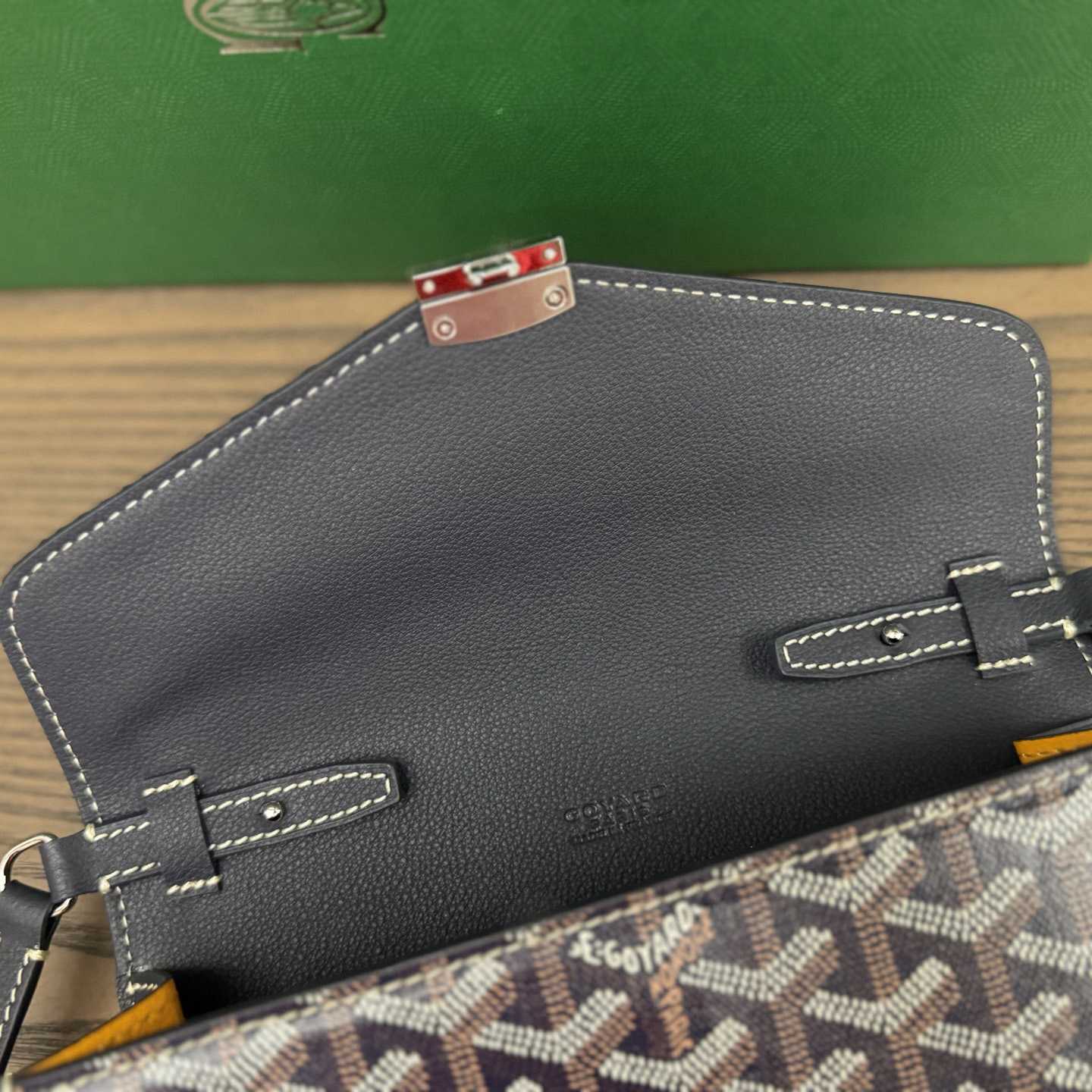 Goyard Chypre Wallet-Pouch - FashionPlug